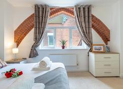 Grade 2 Listed Converted Church, Within 750yrds to Southsea Beach - Portsmouth - Chambre