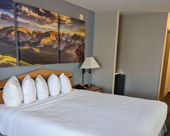 Days Inn & Suites by Wyndham Castle Rock - Castle Rock - Camera da letto