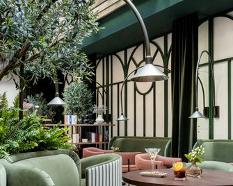 Tótem Madrid, A Small Luxury Hotel Of The World - מדריד - לובי