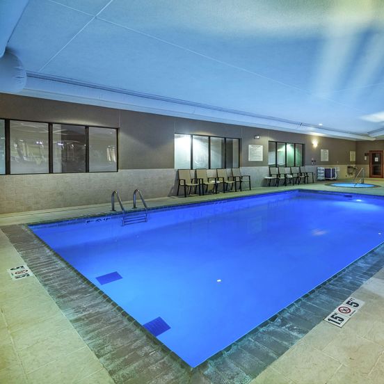 Pool view of Hampton Inn & Suites Tulsa North/Owasso