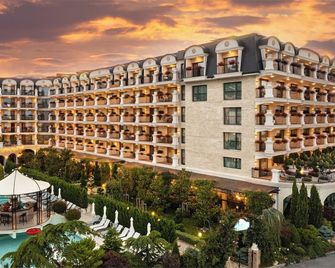 Casa di Fiore SPA and Medical Hotel, Mineral Pools & Private Beach - Кранево - Будівля