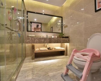 Kinglead Hotel Chongqing - Chongqing - Schlafzimmer