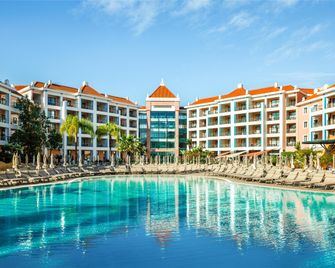 Hilton Vilamoura As Cascatas Golf Resort & Spa - וילאמורה - בריכה