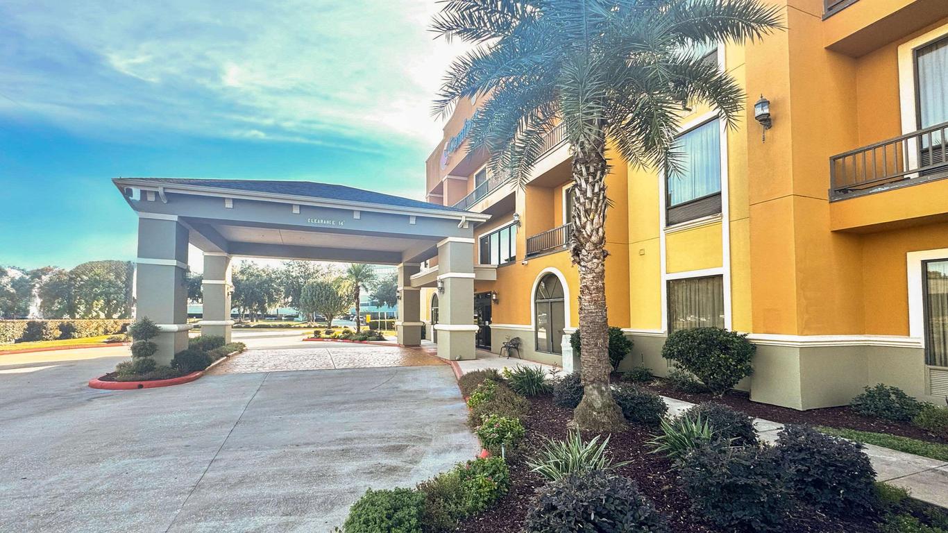 Comfort Suites Westchase Houston Energy Corridor