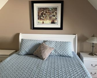 Villa in the Vines - Niagara-on-the-Lake - Bedroom