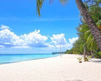 Divegurus Boracay Beach Resort - בורקאי - חוף