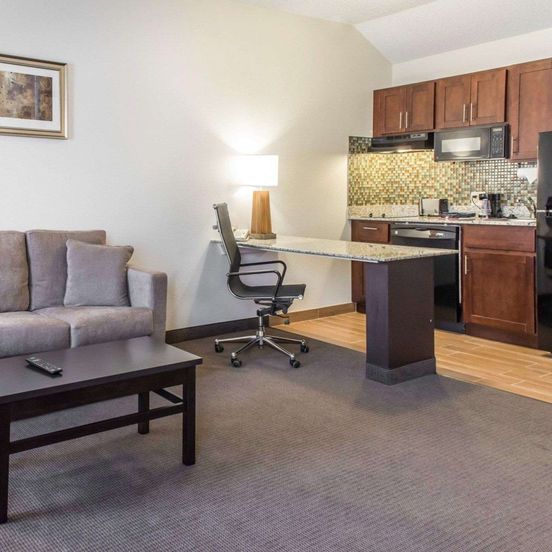 MainStay Suites Pittsburgh Airport