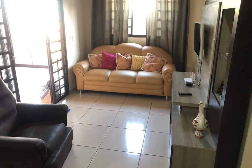 Sua Casa. O Aconchego da Nossa Casa o Fara Sentir - se em Casa. Aceitamos Pets - كامبي - غرفة معيشة