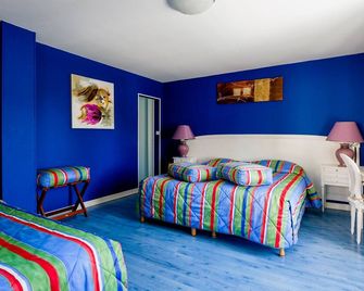 Gîte-Ensuite With Bath-Orchidée - Vitry-le-François - Chambre