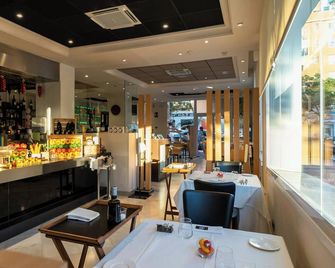Sercotel Avenida Almería - Almería - Bar
