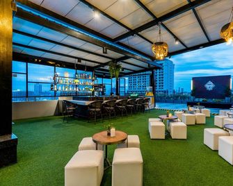SureStay Plus by Best Western T Pattaya - צ'ונבורי