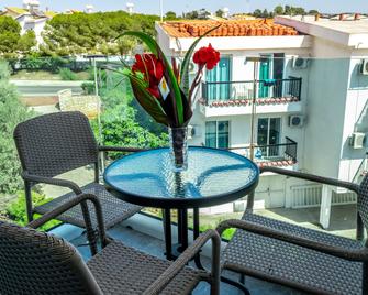 A Maos Hotel Apartments - Αγία Νάπα - Μπαλκόνι