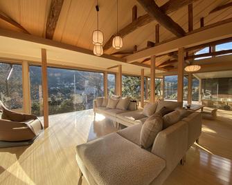 Kaiseki Ryokan Ashikari - Yugawara - Soggiorno