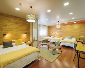 Hotel San Miguel - חיחון - חדר שינה
