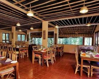 Banasura Hill Resort - Tariyode - Restaurante