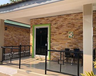 Romsai Resort - Bang Lamung - Патіо