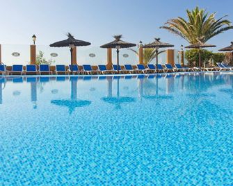Elba Castillo San Jorge & Antigua Suite Hotel - Antigua - Pool