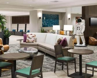 Perfect Spot for Unwinding! Onsite Pool, Pet-Friendly Property, Free Breakfast! - Cabo Cañaveral - Lounge