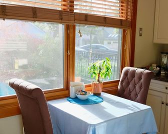 Chestnut Garden Flat - Mount Shasta - Comedor