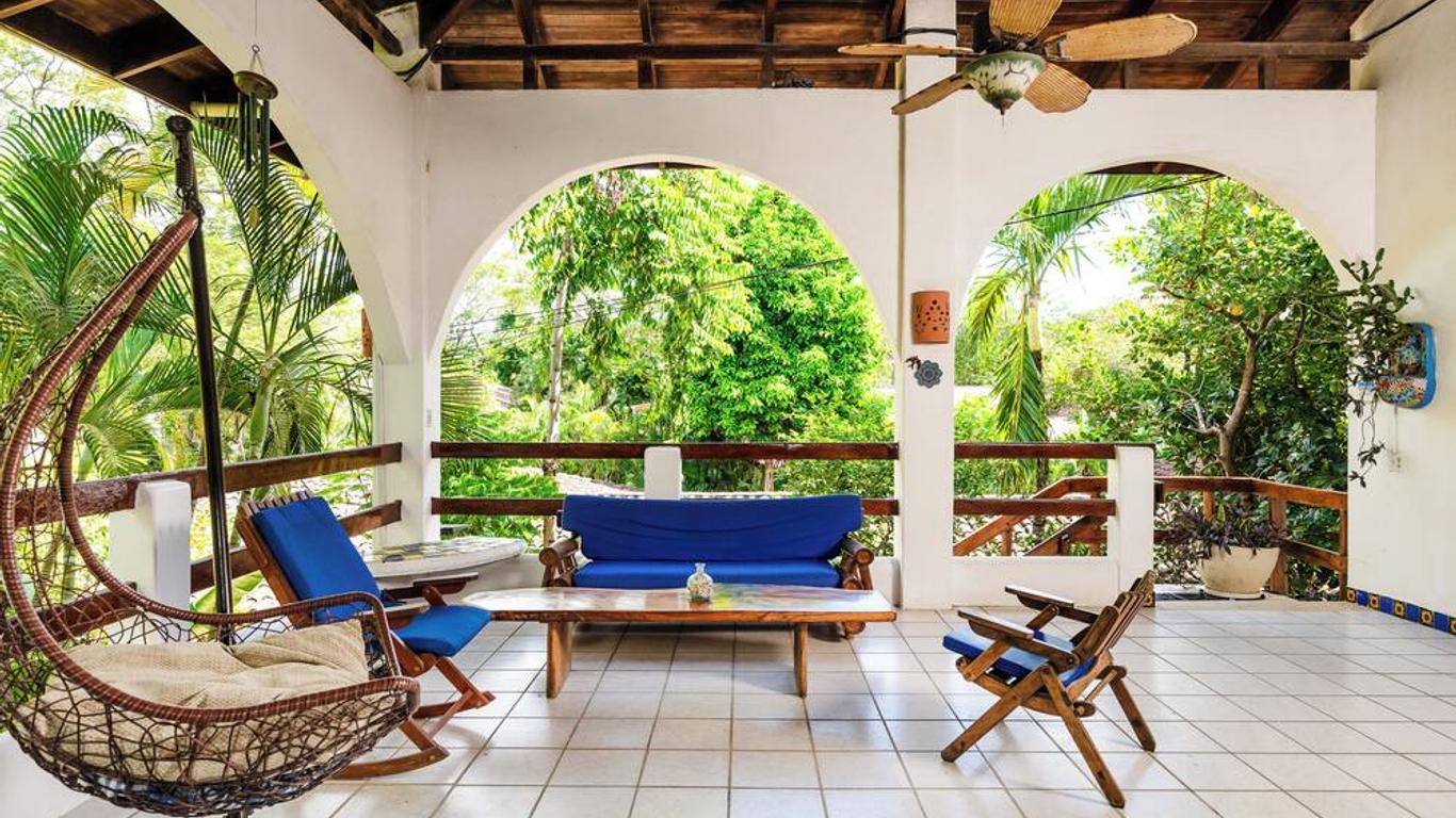 Casa Sueca Hotel - At the Beach