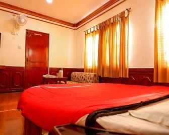 Hotel Hilltop - Shimla - Makuuhuone