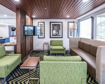 Holiday Inn Express Flint-Campus Area By IHG - Flint - Oleskelutila
