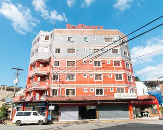 RedDoorz @ Manila Venetian Hotel - מנילה - בניין