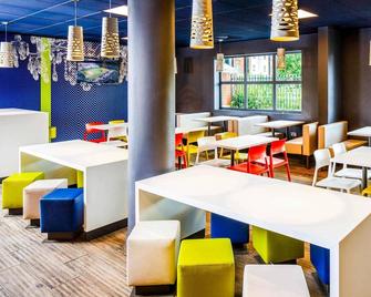 ibis budget Manchester Salford Quays - Salford - Restaurant