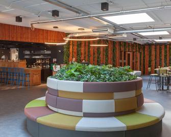 Best Western Plus Hotel Amstelveen - Amstelveen - Salónek