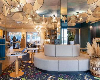 Ibis Budget Pontivy - Pontivy - Lounge