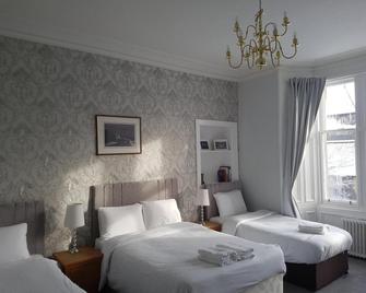 Mcinnes House Hotel - Kingussie
