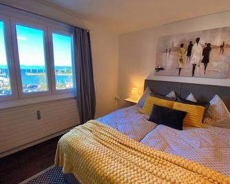 Modern Lakeview Apartment - Romanshorn - Schlafzimmer