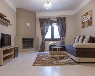Historic Luxury House in the Heart of Meteora - Kalabaka - Pokój dzienny