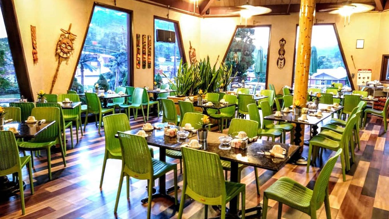 Tiki Resort - Lake George