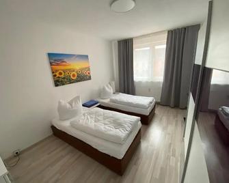 Sternthaler Landhotel - Müncheberg - Bedroom