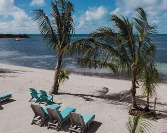 #8 - Guana Beach Inn @sunset beach, Guana Cay - Great Guana Cay - Beach