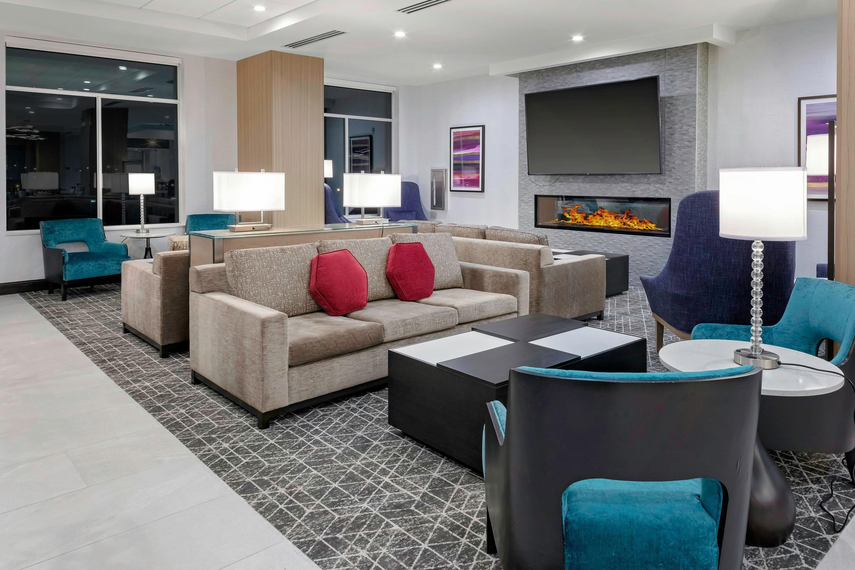Hilton Garden Inn Colorado Springs Downtown - Colorado Springs - Living room