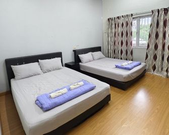 Kuantan Nise1 Homestay - Kuantan - Soveværelse
