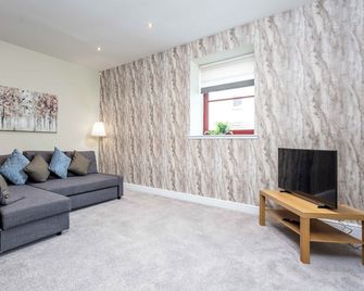 Granary Suite No3 - Donnini Apartments - Ayr - Living room