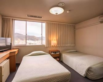 Kawanoe Business Hotel - Shikokuchuo - Bedroom