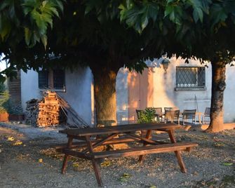 Le Nid de l'Ecureuil - Brens - Patio