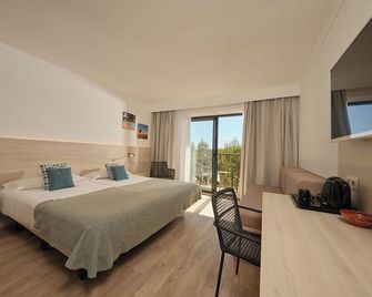 Hotel Playa Mondrago - Santanyí