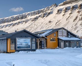 Basecamp Hotel - Longyearbyen