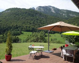 House of the 17th century Savoyard - Faverges - Patio