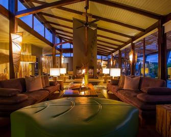 Rhino Ridge Safari Lodge - Hlabisa - Sala de estar