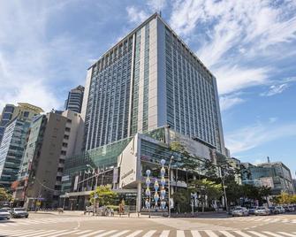 Haeundae Centum Hotel - Busan - Building