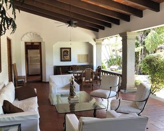 Casa La Bonita - Cuernavaca - Living room