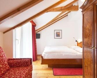 Hotel Ristorante Lewald - Bolzano - Bedroom