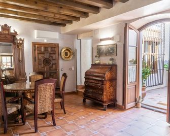Casa Rural El Baluarte Habitaciones - Camarenilla - Dining room