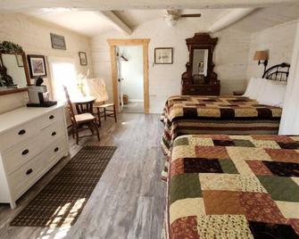 The Nevada City Hotel & Cabins - Virginia City - Habitación